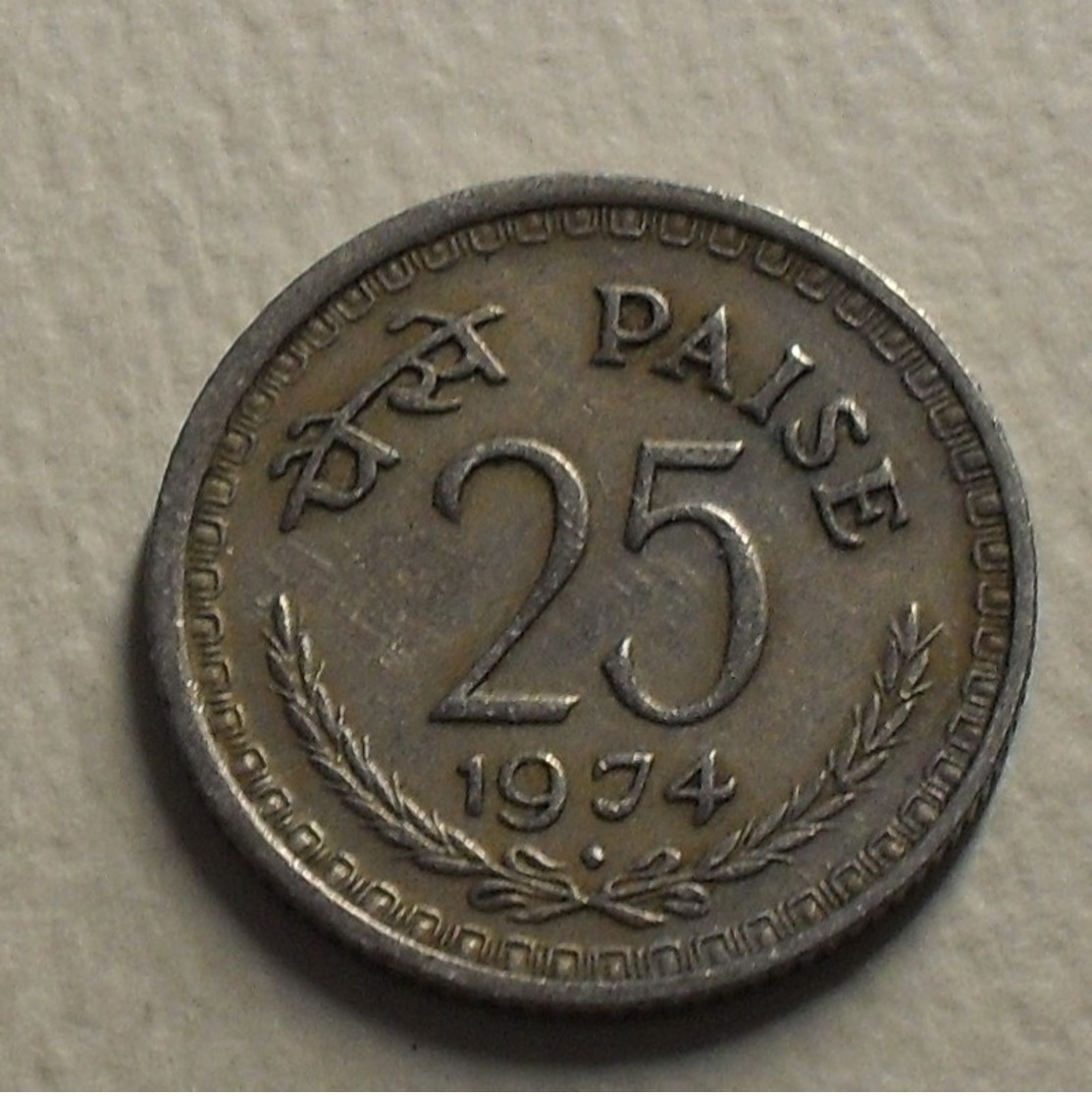 1974 - Inde République - India Republic - 25 PAISE, B, Mumbay, KM 49.1 - India