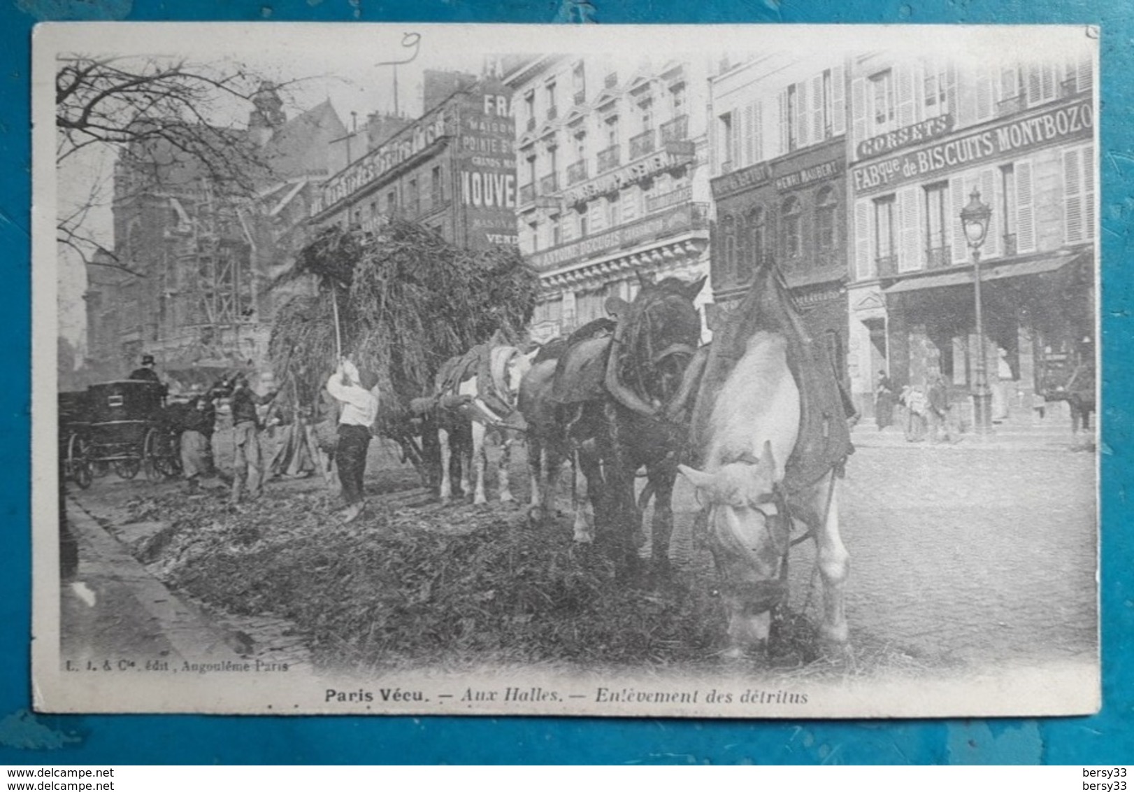 CPA - PARIS Vécu - Aux Halles - Enlèvement Des Détritus - Arrondissement: 01