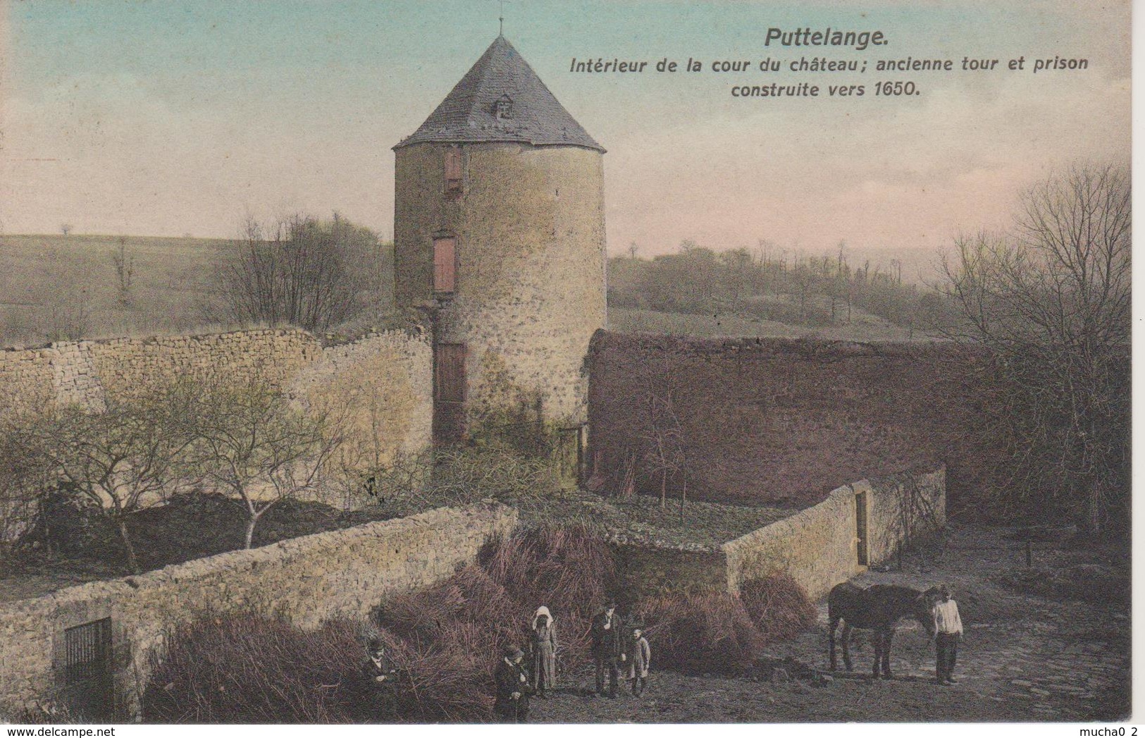 57 - PUTTELANGE LES THIONVILLE - INTERIEUR DE LA COUR DU CHATEAU - Altri & Non Classificati