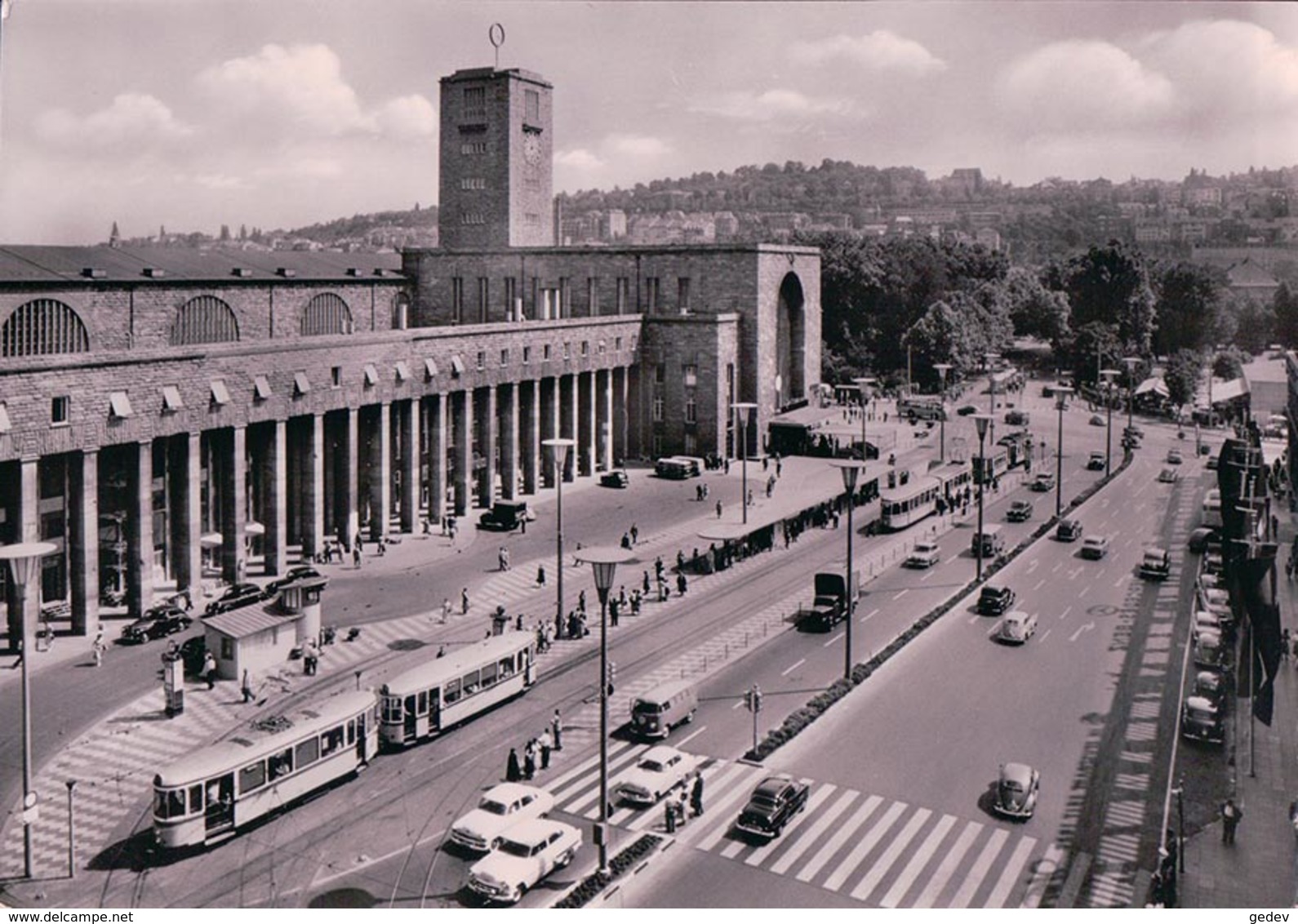 Allemagne, Stuttgart, Hauptbahnhof. Tramway (1000) 10x15 - Strassenbahnen