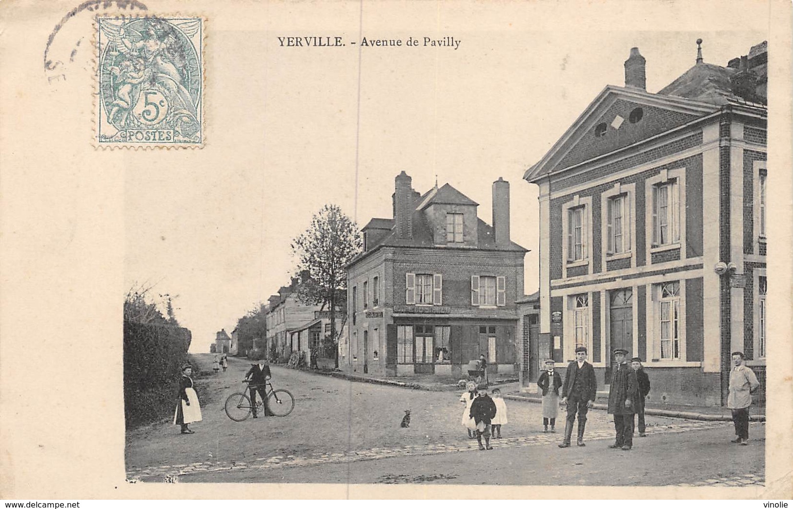 20-2312 : YERVILLE. AVENUE DE PAVILLY. - Yerville