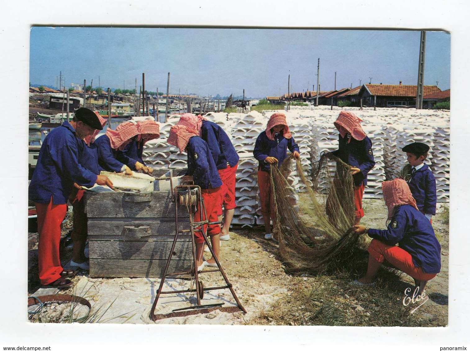 C.P °_ 33-Arcachon-Ostréiculture-Chaulage Des Tuiles - écrite 1993 - Arcachon