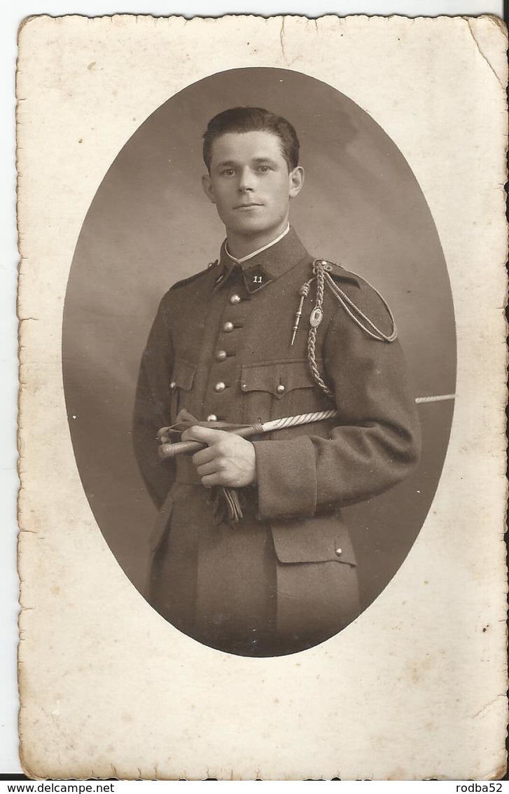 Carte Photo - Militaire Du 11 ème Régiment - Personaggi