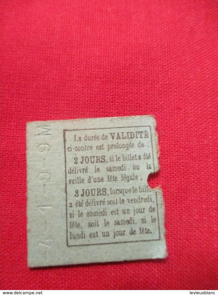 Ticket Ancien Usagé/MONTDIDIER-Saint Just En Chaussée/2éme Classe/ALLER//Prix2,55/Vers 1920-1950  TCK71 - Europe