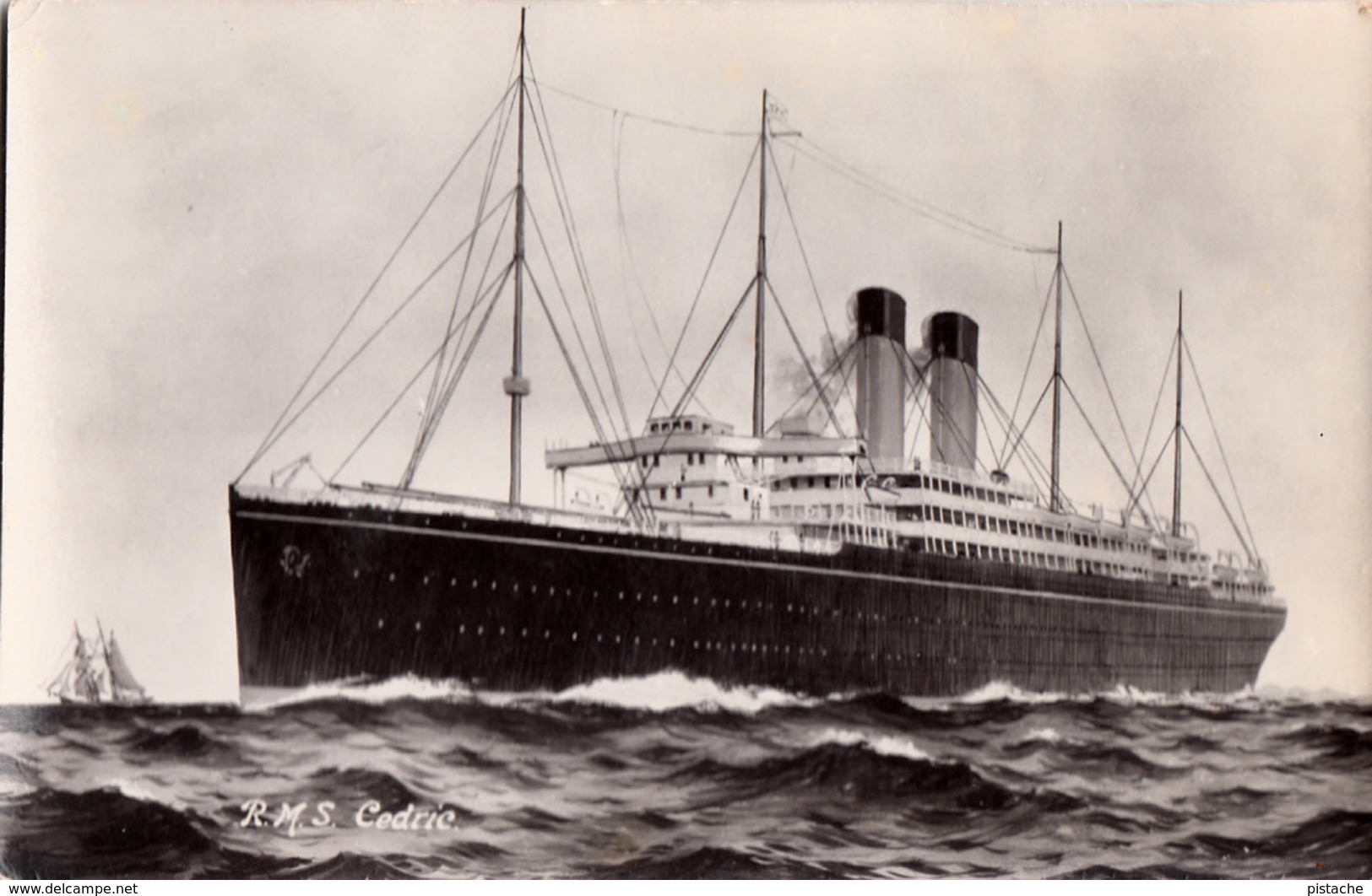 Real Photo Véritable 1914 B&W - R.M.S. Cedric Ocean Liner - Paquebot Ship - Very Good Condition - 2 Scans - Steamers