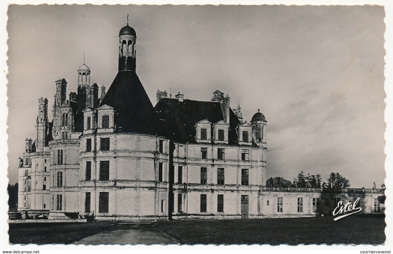 FRANCE - CPSM Affr. 8F Gandon - Cachet Hexagonal "CHAMBORD Loir Et Cher" 1952 (Vue Du Château) - 1945-54 Maríanne De Gandon