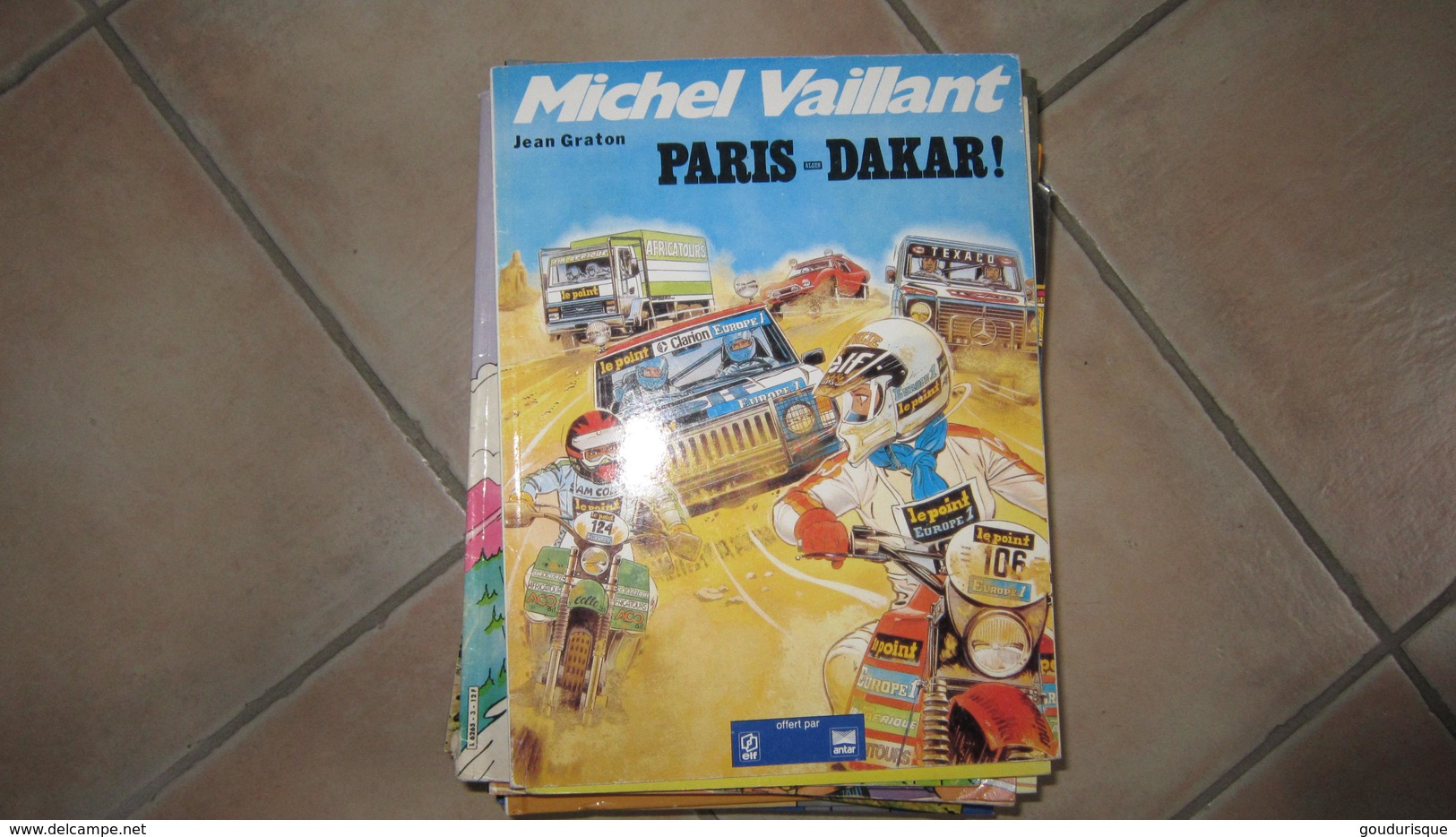 MICHEL VAILLANT  PARIS-DAKAR ! ALBUM SOUPLE    GRATON - Michel Vaillant