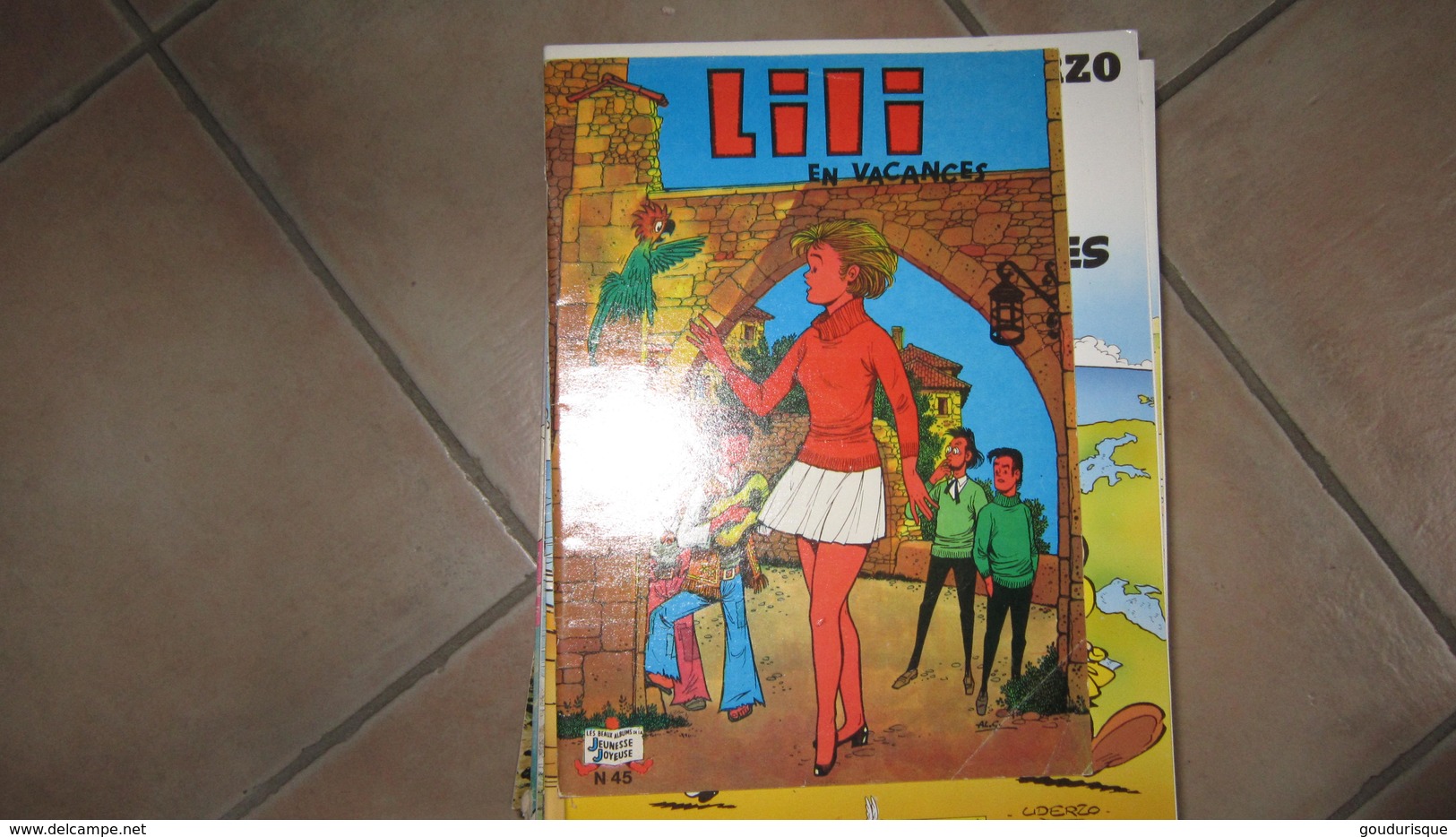 L'ESPIEGLE LILI N°45 LILI EN VACANCES - Lili L'Espiègle