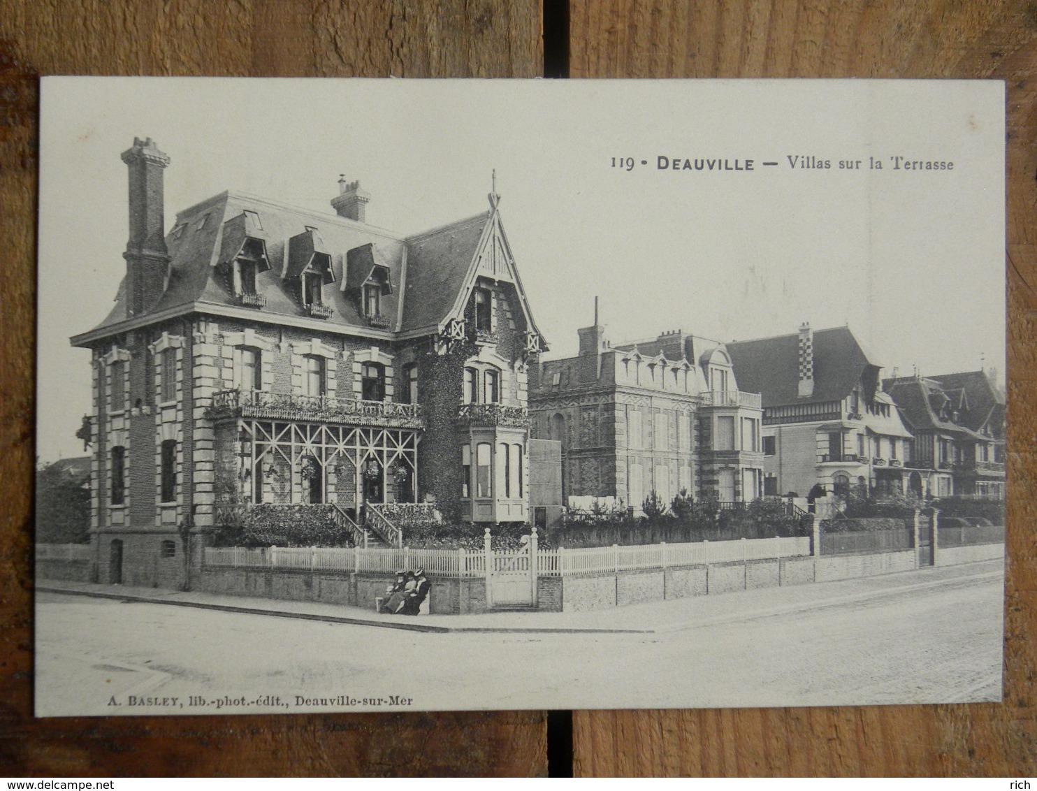 CPA (14) Calvados - DEAUVILLE - Villas Sur La Terrasse - Deauville