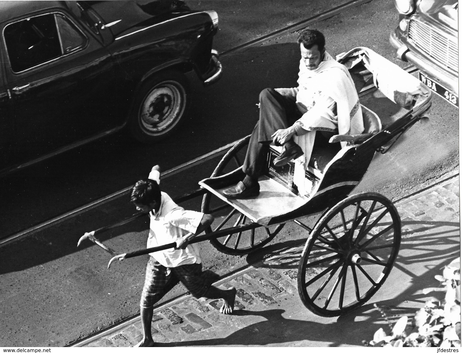 Photo Inde Calcutta Tranports Pousse-pousse Rickshaw Wallah Ph. Vivant Univers - Lieux