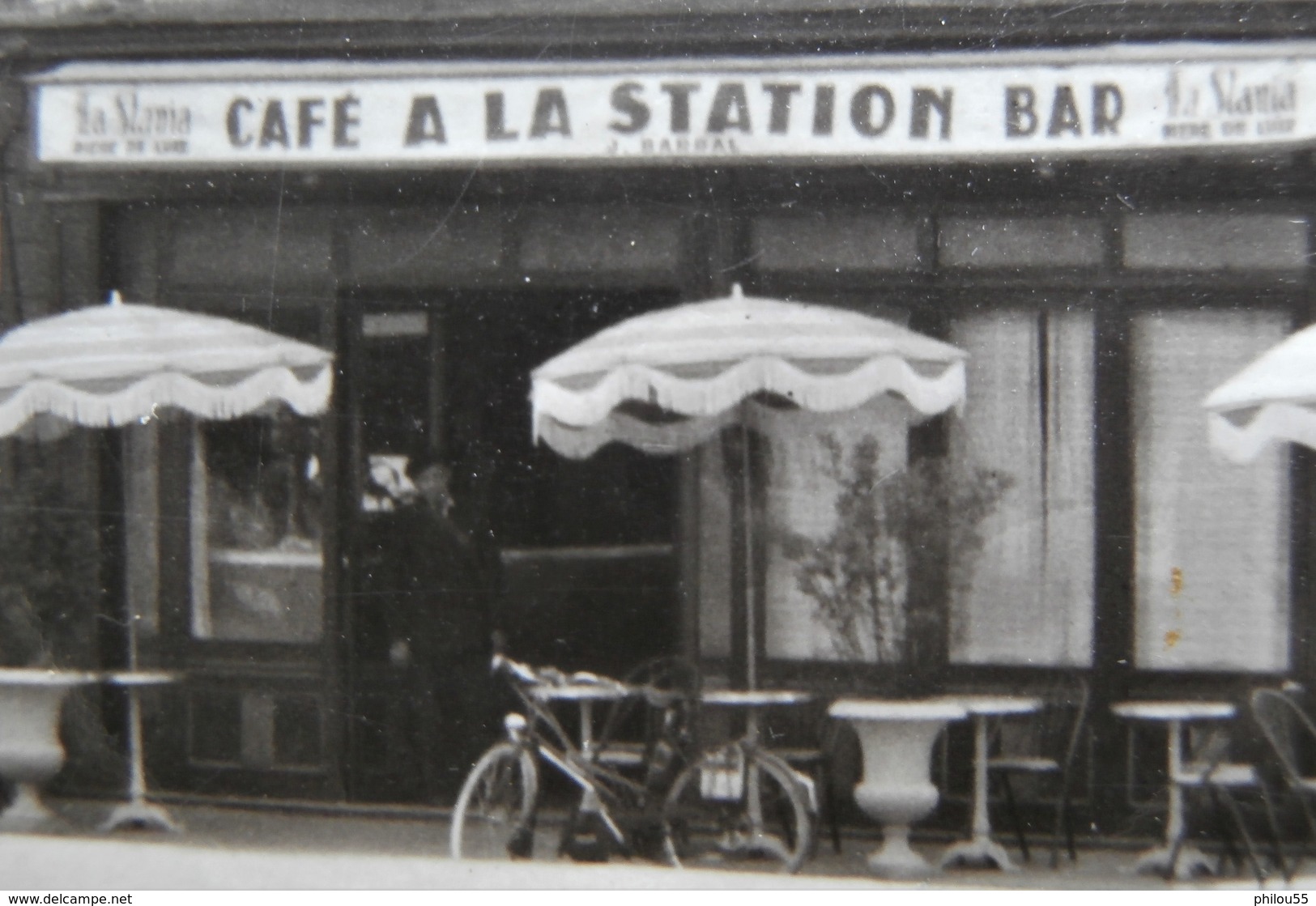 Cpsm 95 EZANVILLE Place De La Gare Et Avenue Du Bois Restaurant, Cafe, Boulangerie, Caves, Charcuterie PUB LA SLAVIA - Ezanville