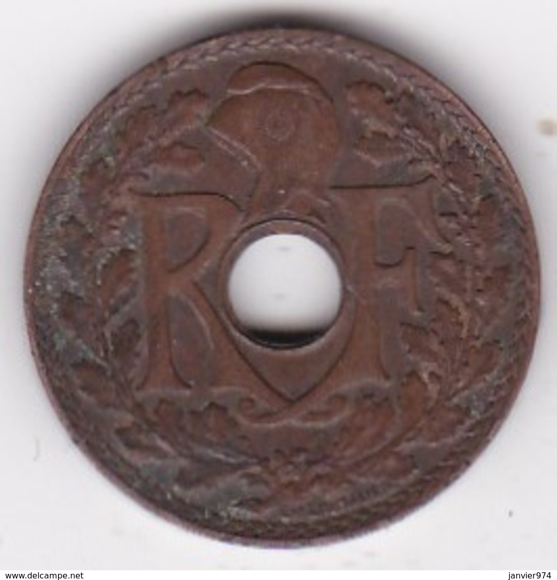 Indochine Française.1/2  Cent 1935. Bronze - Indochine