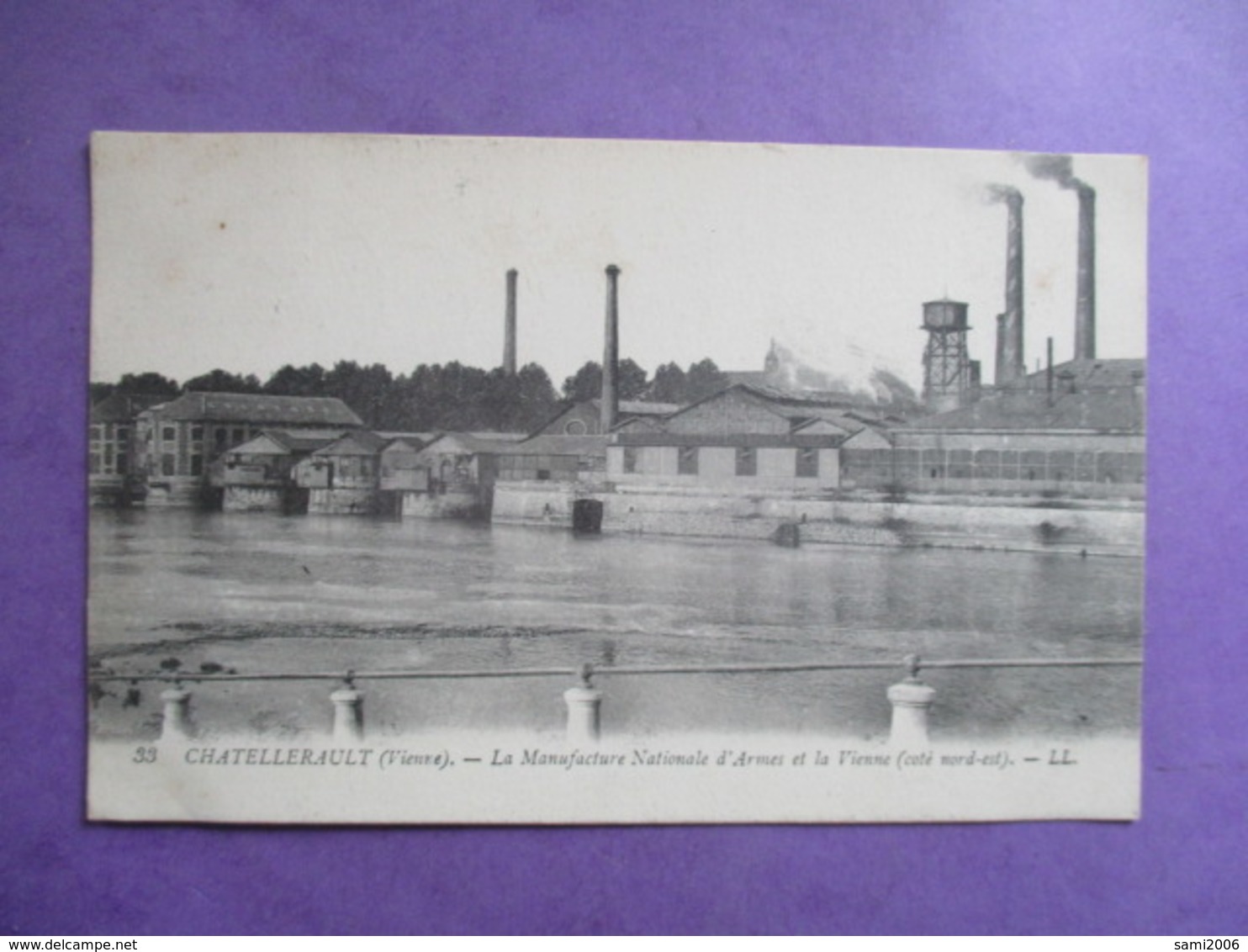 CPA 86 CHATELLERAULT MANUFACTURE D'ARMES ET LA VIENNE - Chatellerault