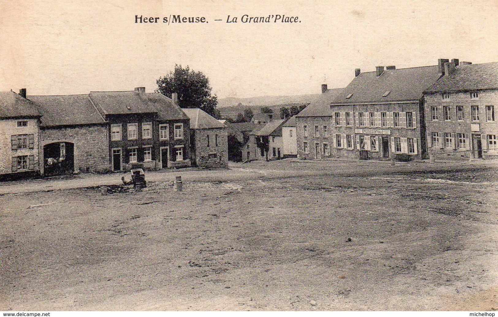 Heer S/Meuse - La Grand'Place - Hastiere