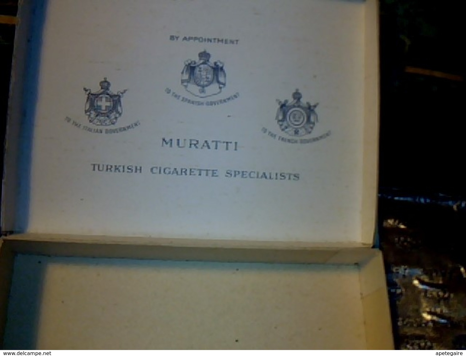 Angleterre Publicité Cigarettes Paquet  En Carton Vide Marque "Muratti's Ariston Filter" Origine London Tabac Turc - Autres & Non Classés