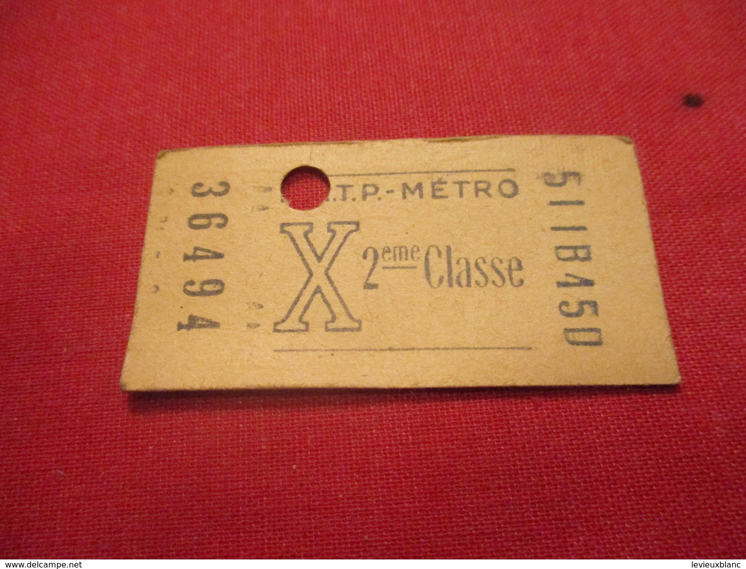 Ticket Ancien Usagé/RATP METRO / X / 2éme Classe/ PARIS/Vers 1945-1965    TCK96 - Europa