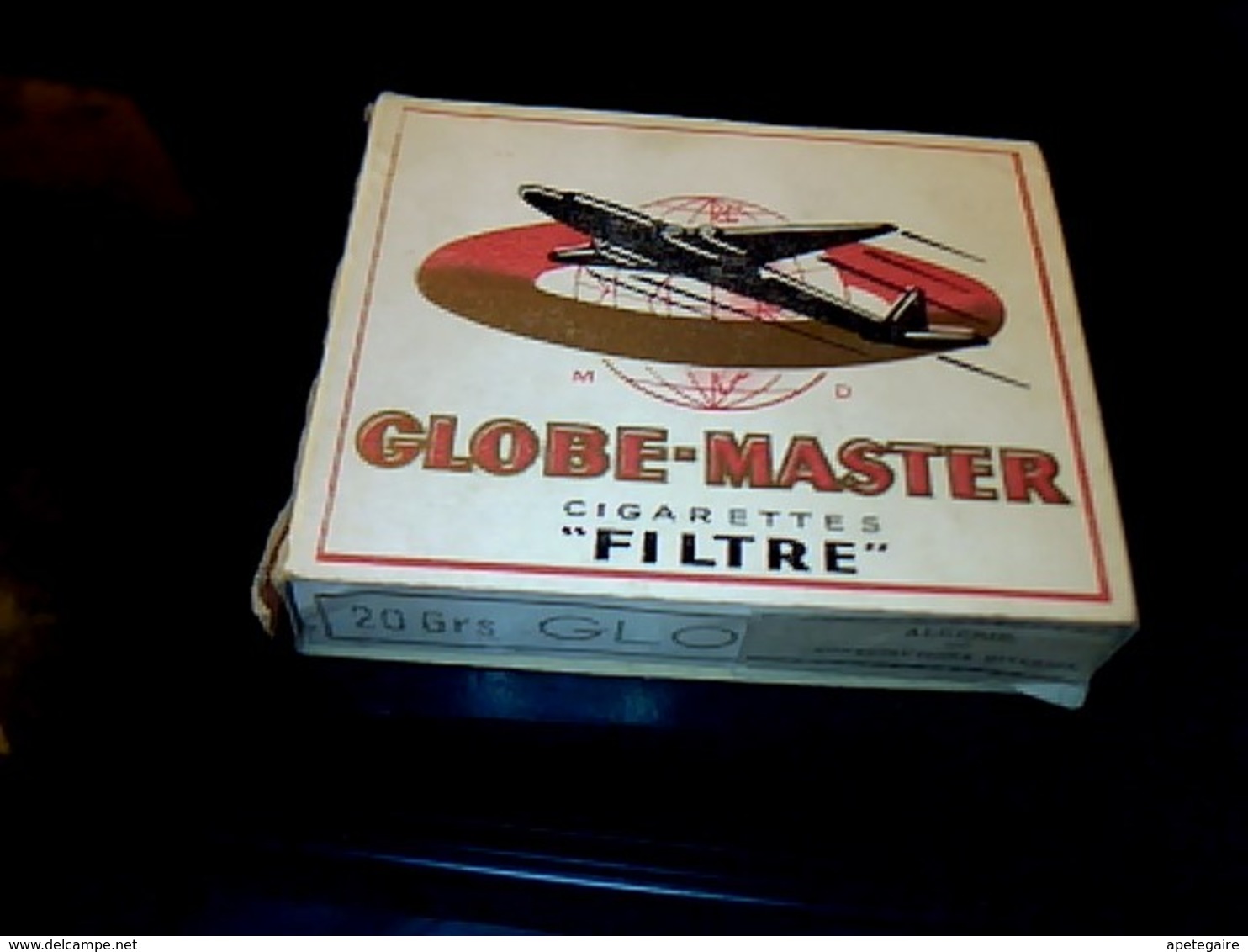 Algérie (française) Publicité Anciennes Boite En Carton De Cigarettes Vide  Marque "globe Master" Fabrication à Alger - Autres & Non Classés