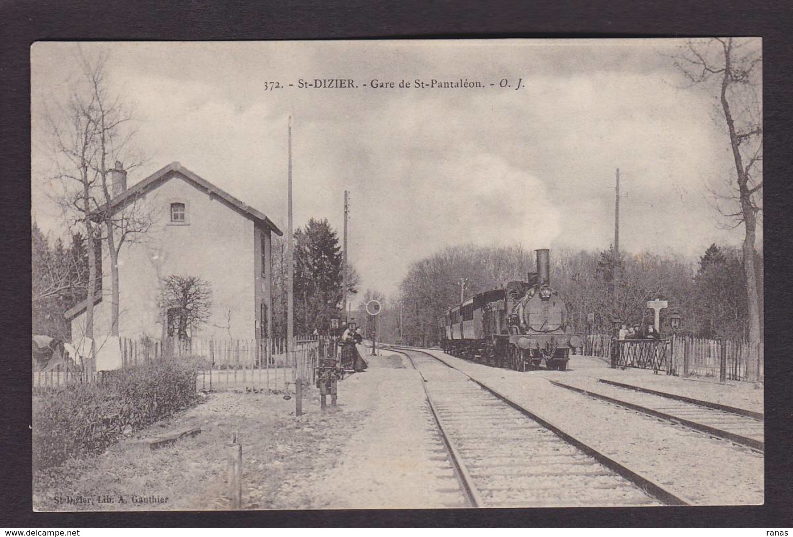 CPA Haute Marne 52 Saint Dizier Gare Train Chemin De Fer Non Circulé - Saint Dizier