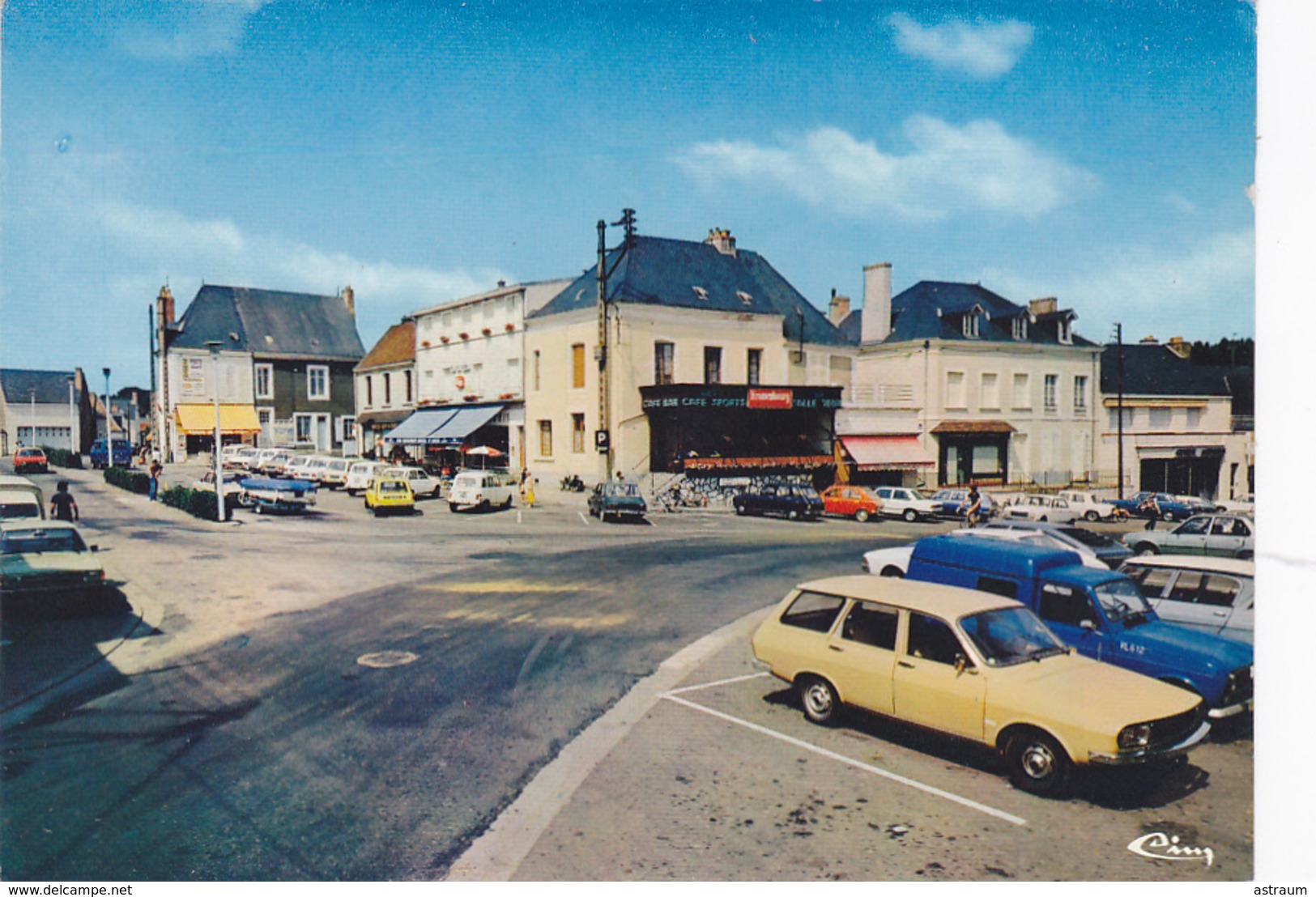 Cpa-auto-joli Panel De Voitures-renault 4 Fourgonnette, 12 Break Au 1er Plan - Voitures De Tourisme