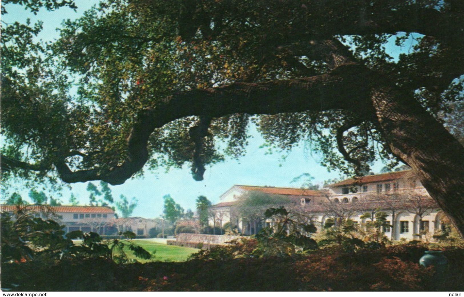 BALCH HALL AND FLORENCE RAND LANG ART BUILDING-CALIFORNIA - Los Angeles