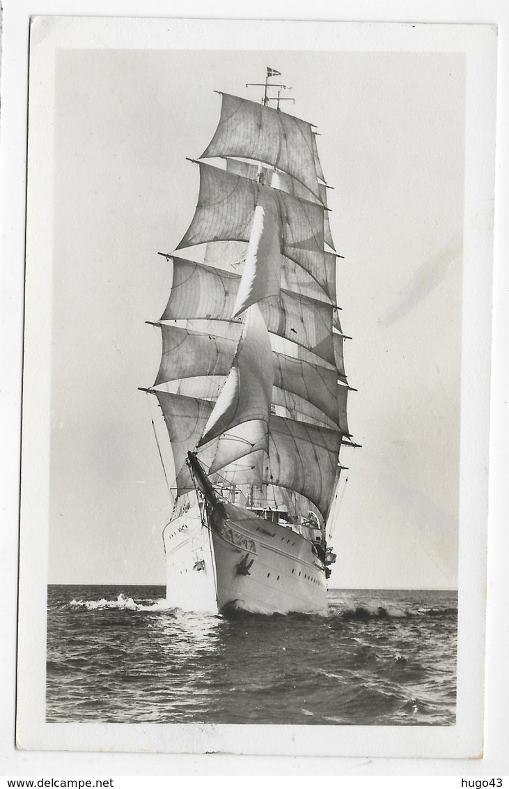 (RECTO / VERSO) VOILIER LE SEA CLOUD - BALTIMORE EN 1947 - CARTE PHOTO FORMAT CPA - USA - Voiliers