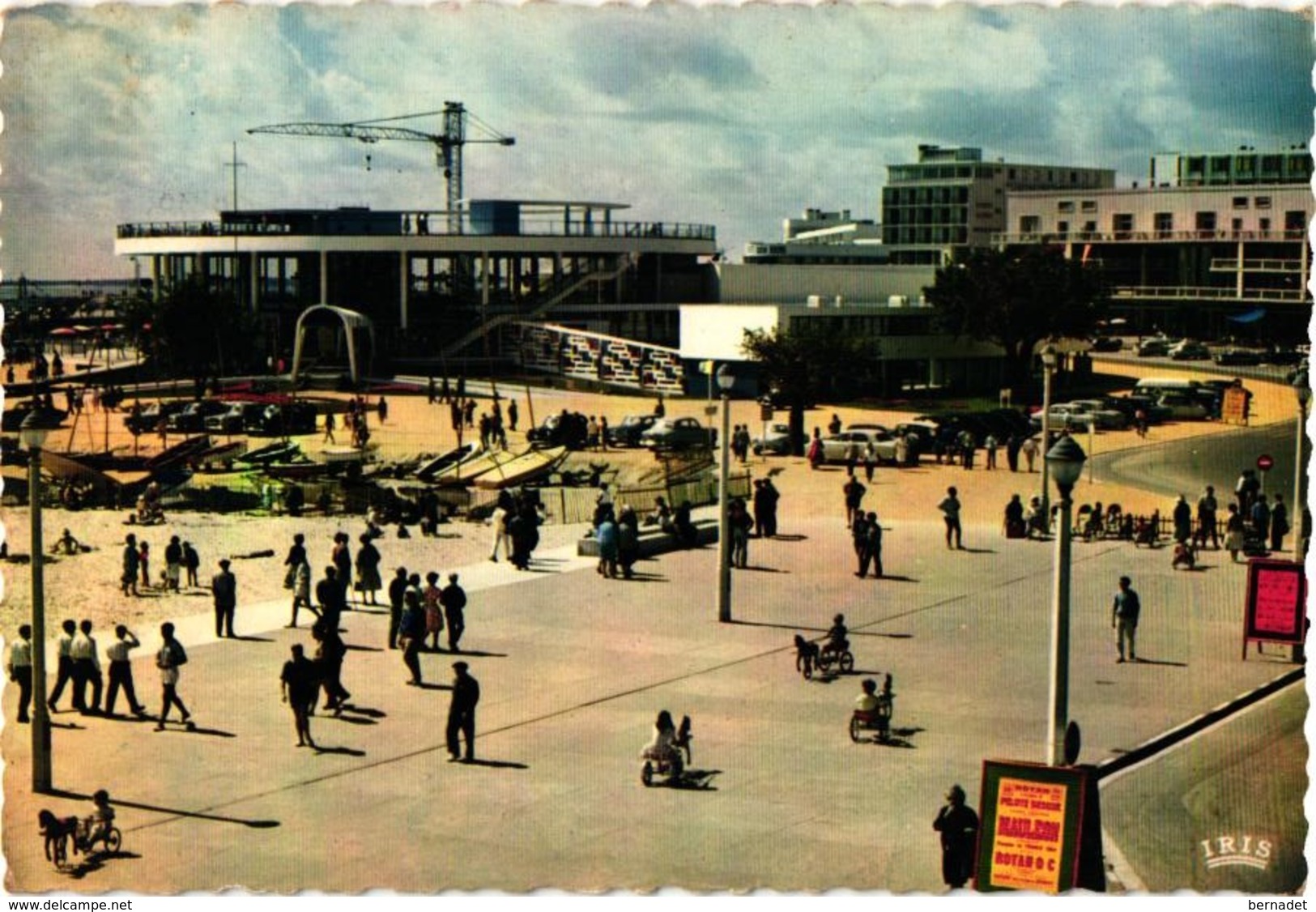 17 .. ROYAN En 1963 .. LE NOUVEAU CASINO .. ( Arch. P. Ferret ) .. AFFICHE . PELOTTE BASQUE .. MAULEON Contre ROYAN - Royan