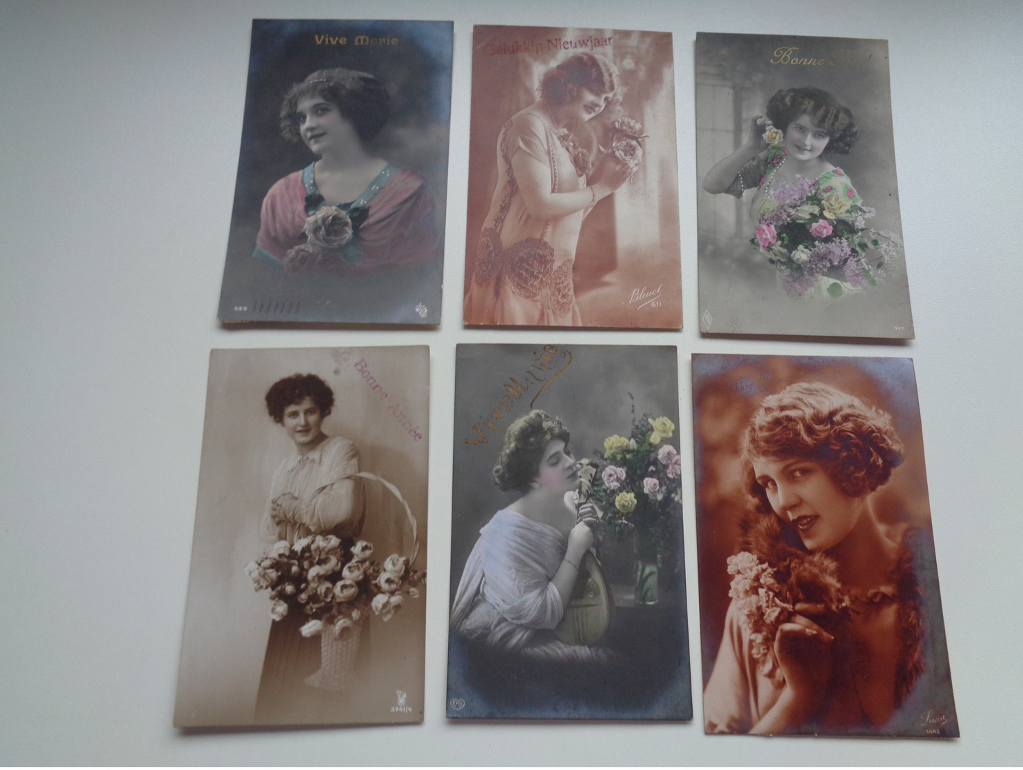 Beau lot de 60 cartes postales de fantaisie femmes femme   Mooi lot van 60 postkaarten fantasie vrouwen vrouw - 60 scans