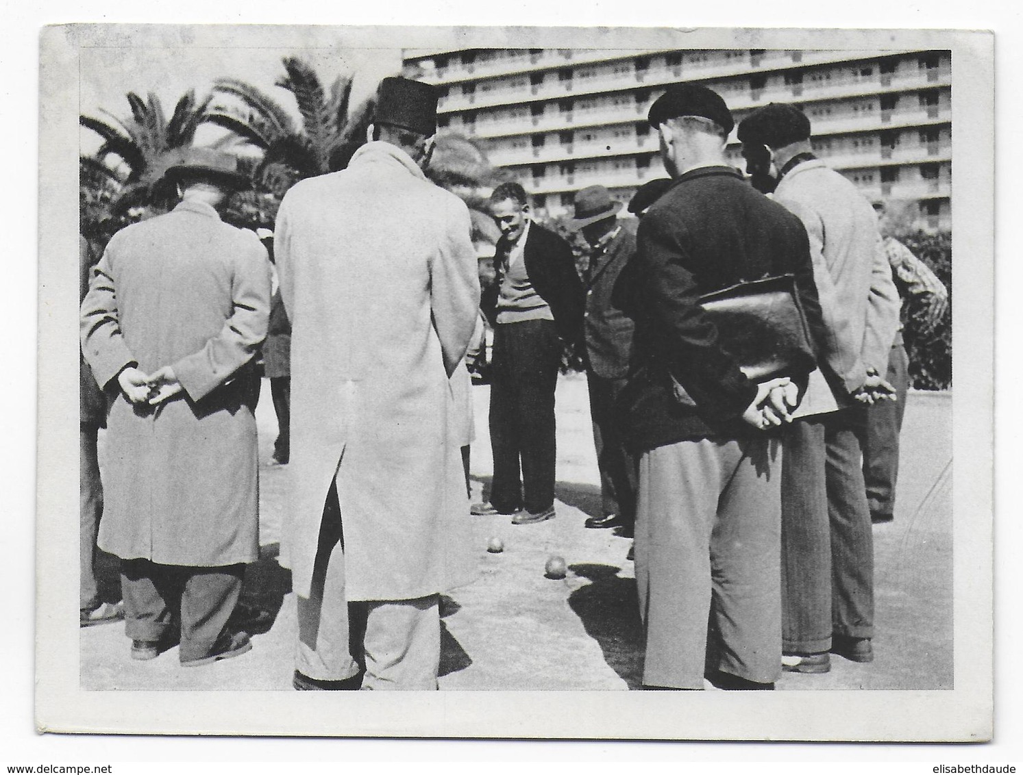 GUERRE D'ALGERIE -  CARTE FM ILLUSTREE Ed. BACONNIER - PROPAGANDE FRANCAISE - PARTIE DE BOULES - Guerre D'Algérie