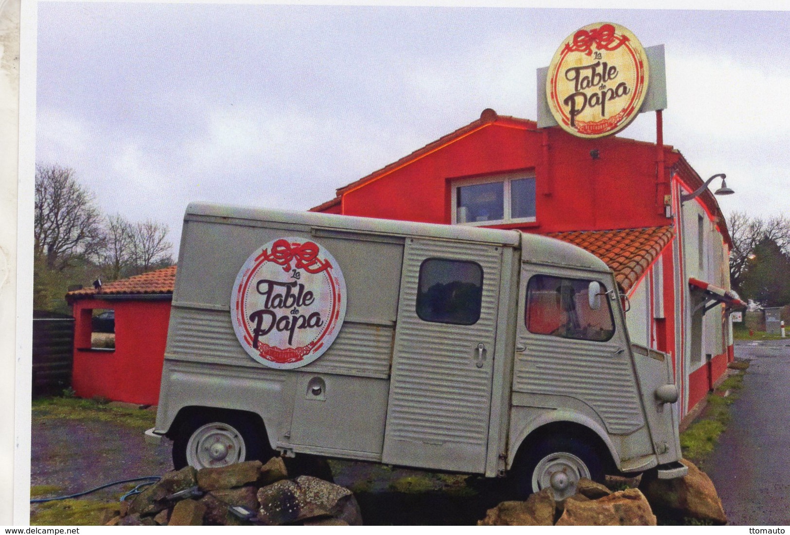 Citroen HY Utilitaire   -  Publicité Restaurant 'La Table De Papa'  -  CPM - Camions & Poids Lourds