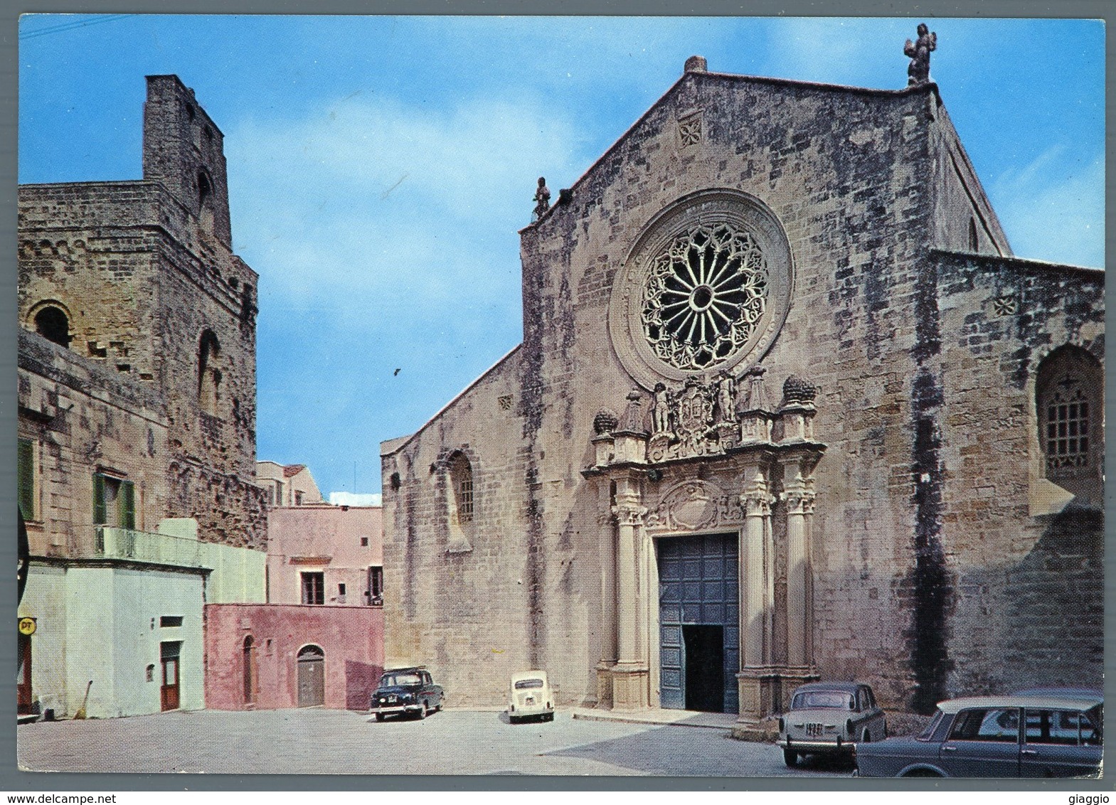 °°° Cartolina - Otranto Fronte Della Basilica Viaggiata °°° - Lecce