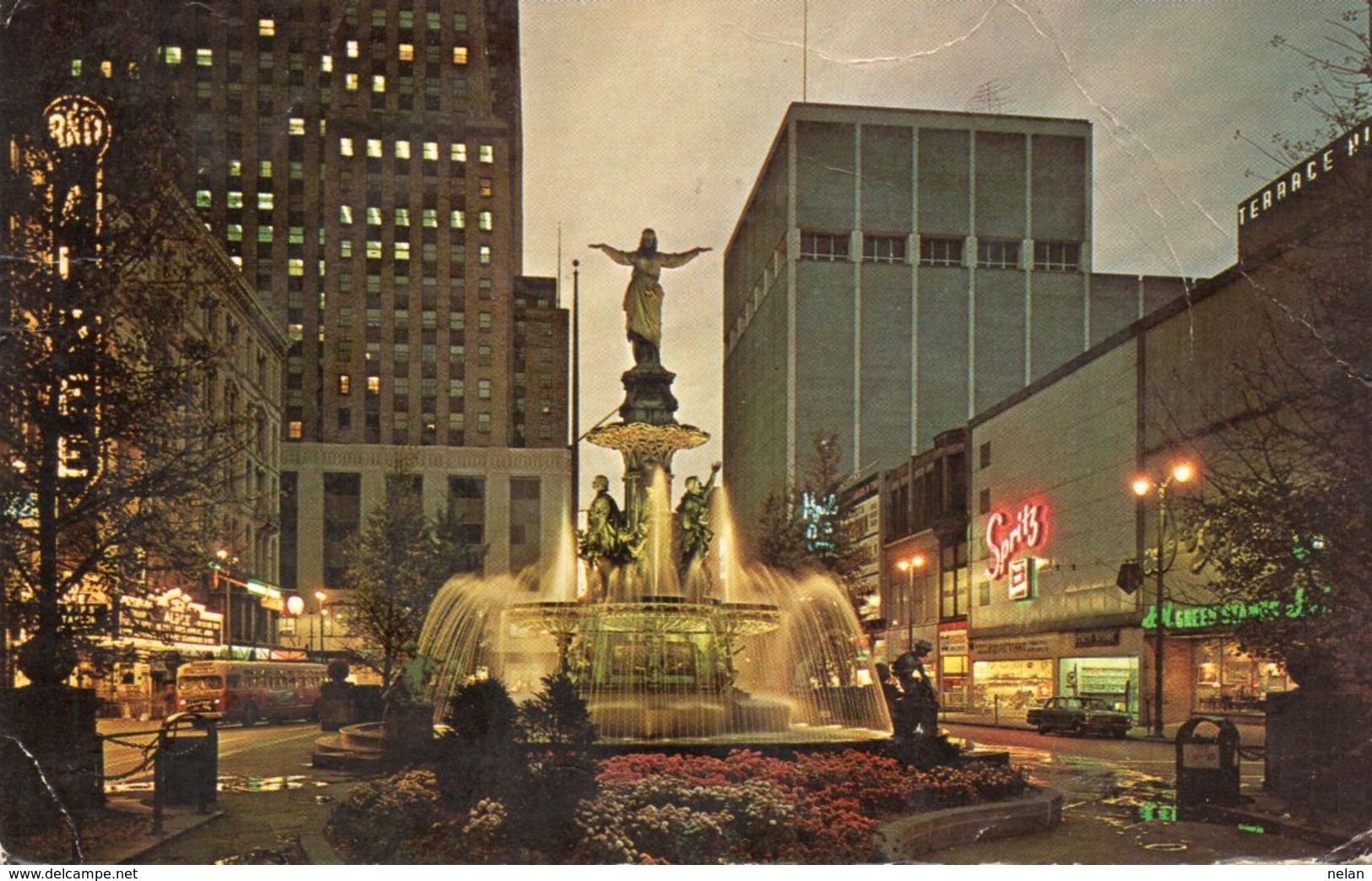 FOUNTAIN SQUARE-CINCINNATI-OHIO - Cincinnati