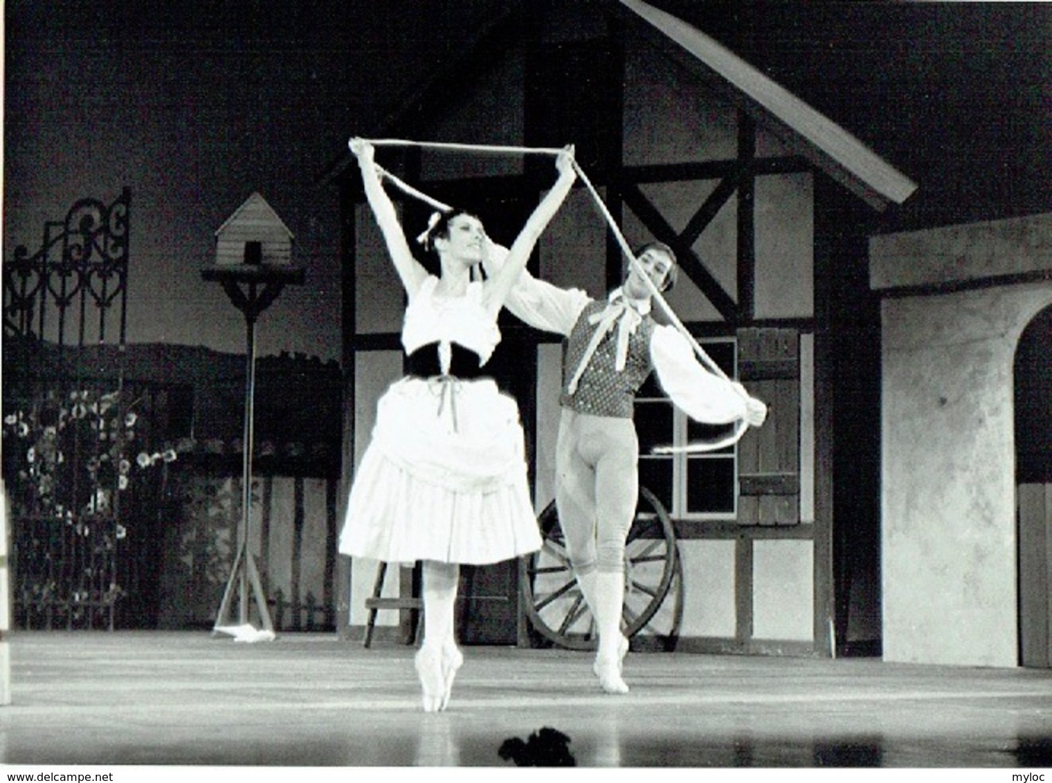 Photo. Ballet. Opéra. Danse.  Foto  Leynen, Berchem-Antwerpen. 1966.  "La Fille Mal Gardée" - Métiers