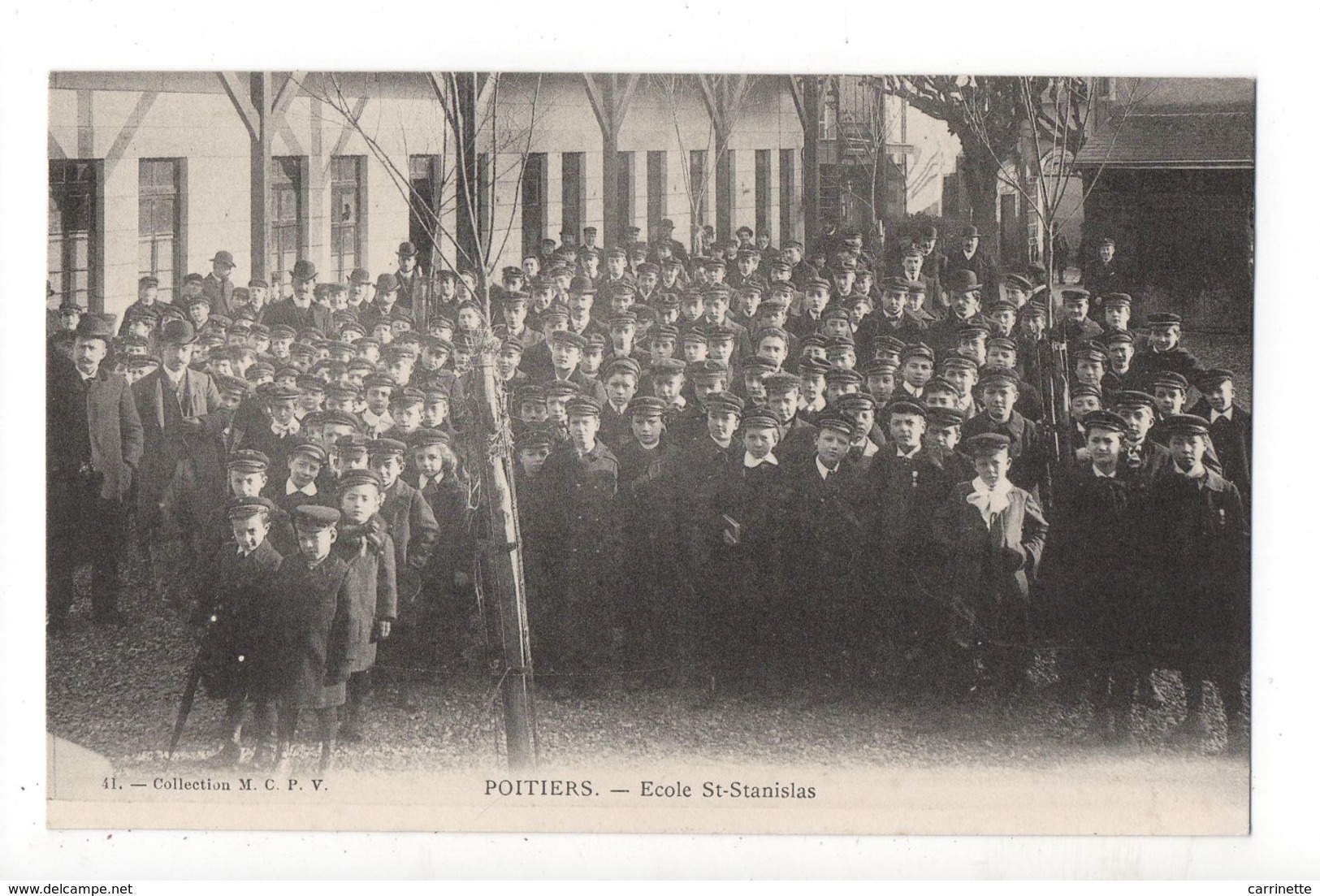 POITIERS - 86 - Vienne - Ecole St Stanislas - Poitiers