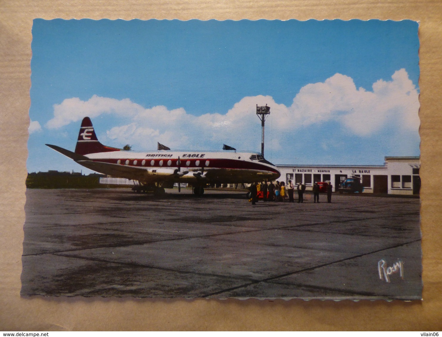 AEROPORT / AIRPORT / FLUGHAFEN   MONTOIR-SAINT-NAZAIRE-LA BAULE  VISCOUNT  BRITISH EAGLE - Aérodromes