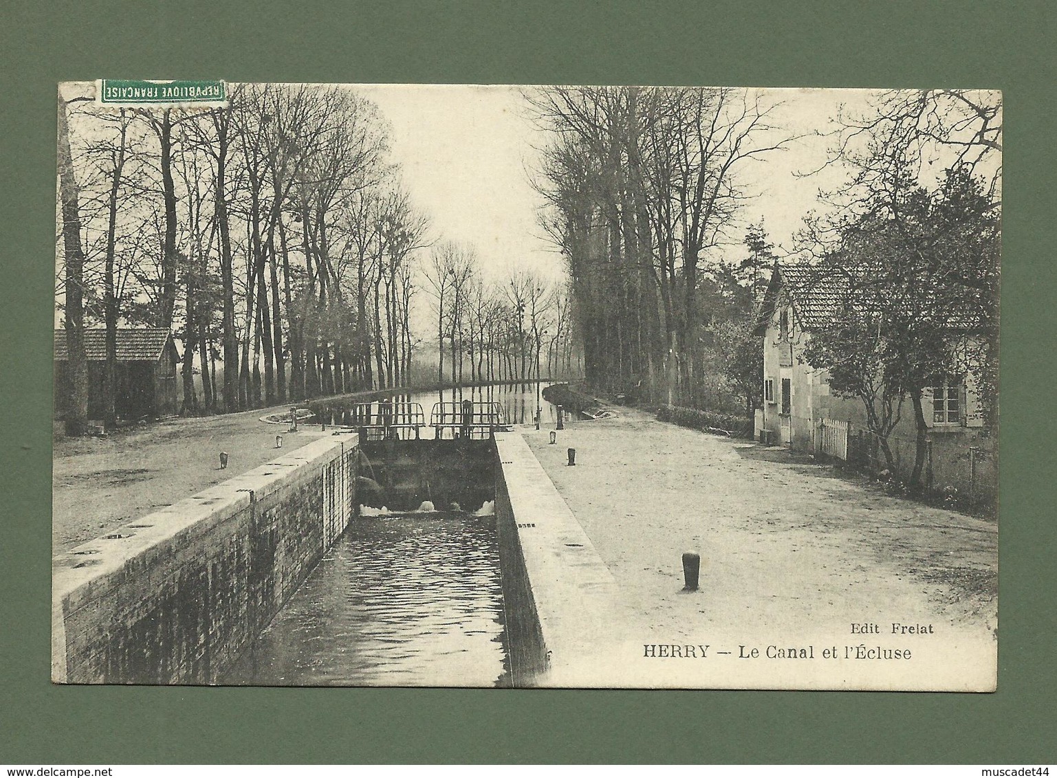 CARTE POSTALE 18 CHER HERRY LE CANAL ET L ECLUSE - Autres & Non Classés