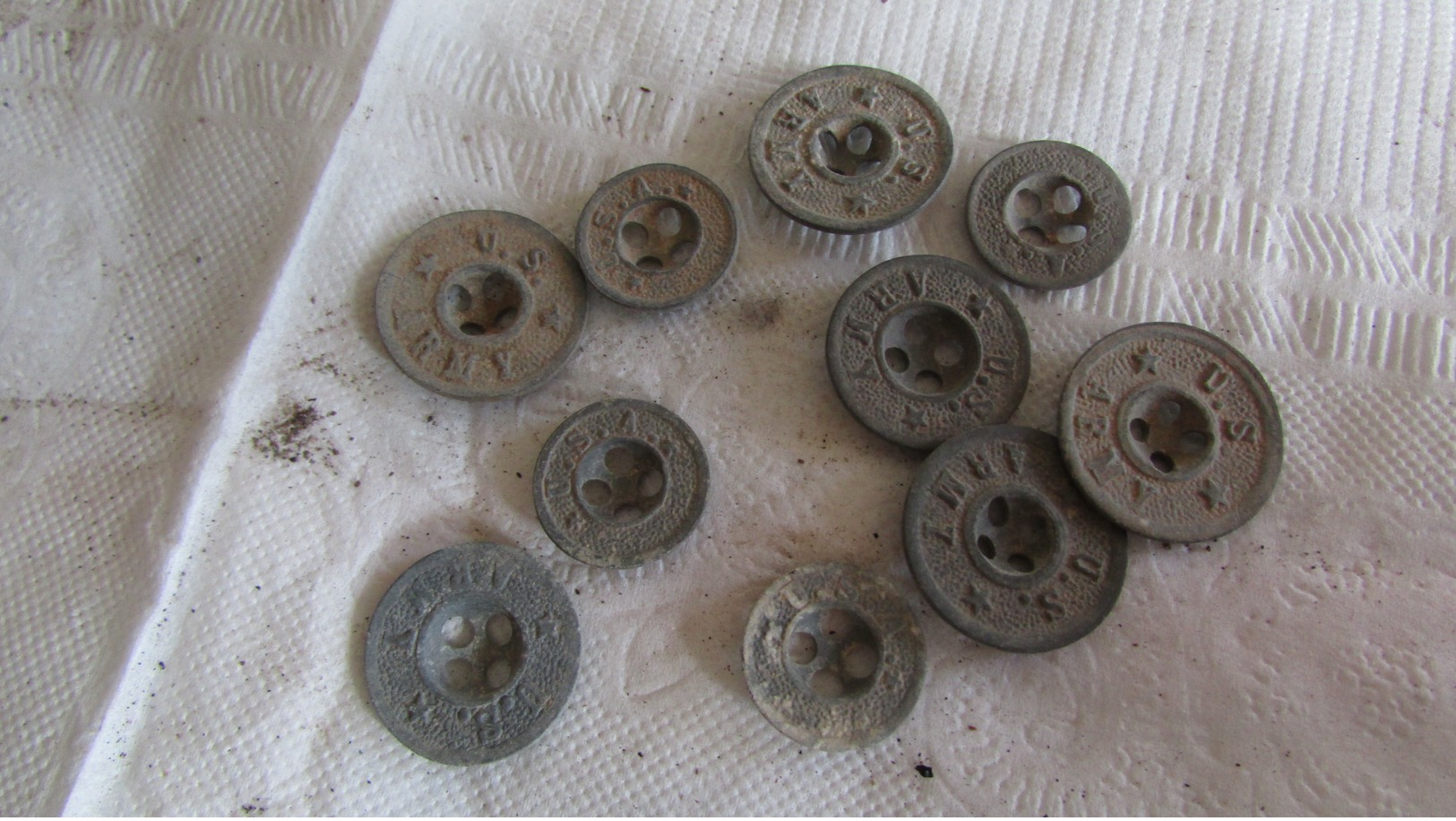 10 WW1 Relic US Army Pants / Shirt  Buttons - 1914-18