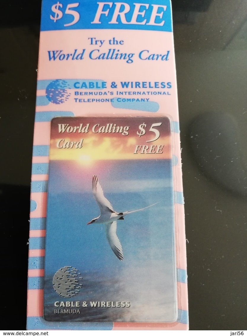 BERMUDA  $5  FREE Calling Card  Withe Tern Bird MINT CONDITION  New  Logo C&W **1281** - Bermuda