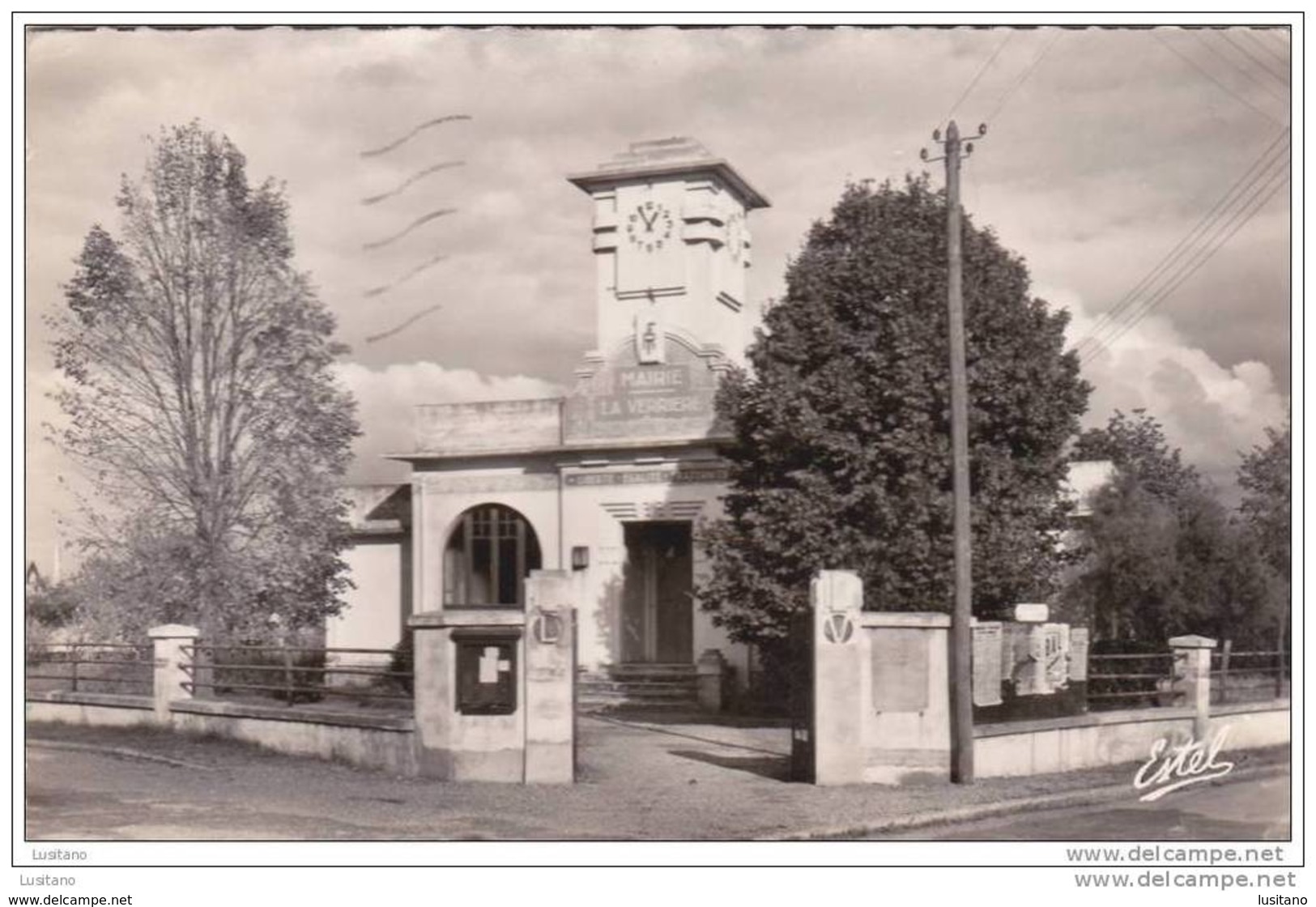 La Verriere - La Mairie - Timbre - France - La Verriere