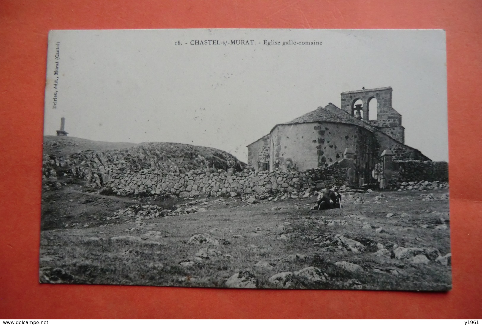 (C1). CPA 15 CANTAL MURAT CHASTEL SUR MURAT. église Gallo Romaine. - Murat