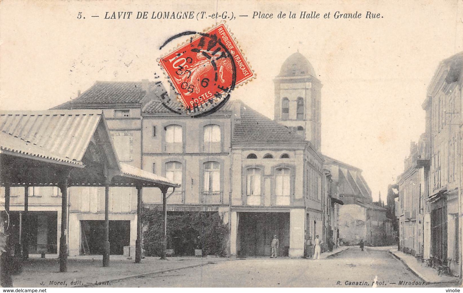 20-2414 :  LAVIT DE LOMAGNE. PLACE DE LA HALLE. - Lavit