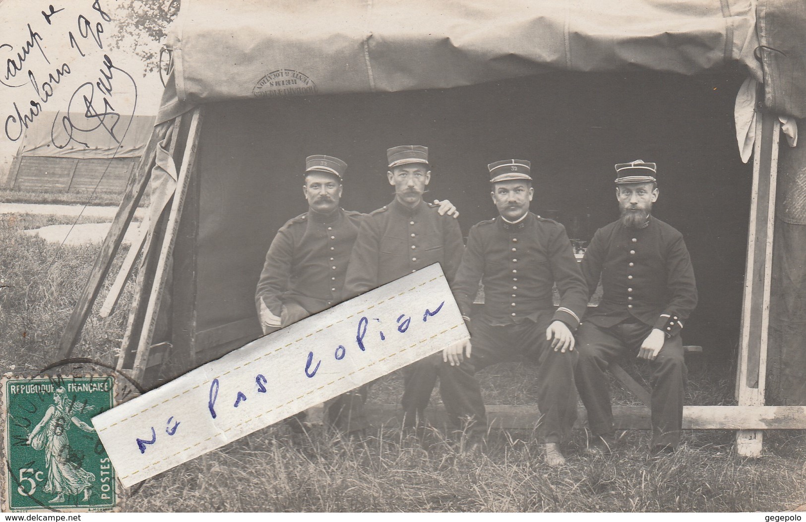 Camp De CHALONS  - Militaires Du 32ème Qui Posent En 1908 ( Carte Photo ) - Camp De Châlons - Mourmelon
