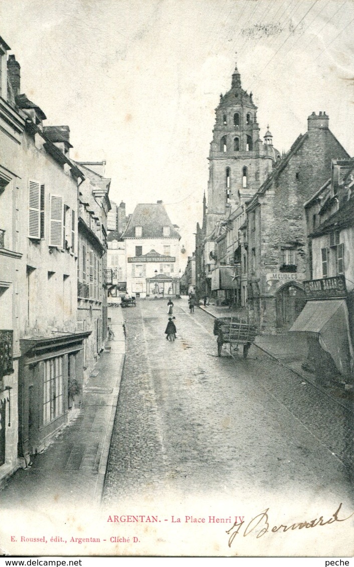 N°4109 T -cpa Argentan -la Place Henri IV- - Argentan