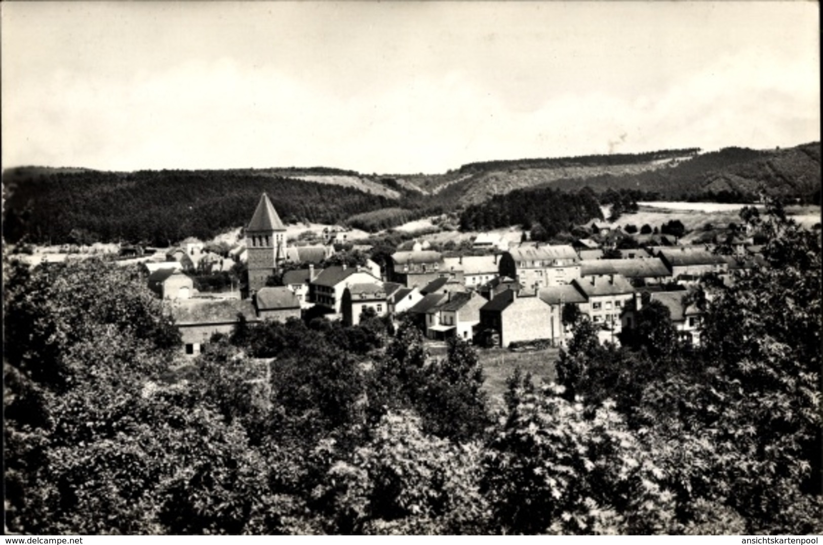 Cp Han Sur Lesse Namur, Panoramablick über Den Ort, Kirche - Andere & Zonder Classificatie