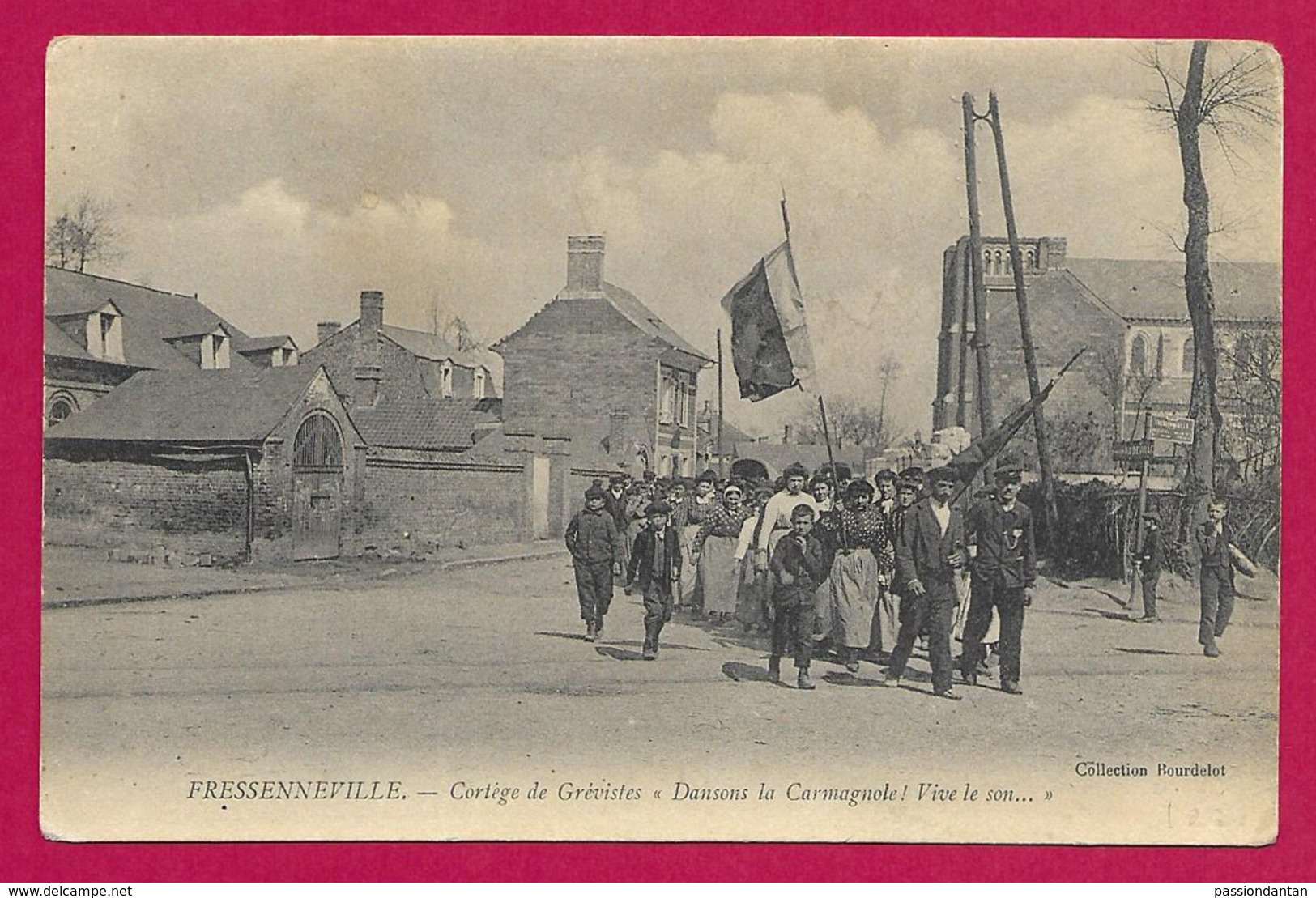 CPA Fressenneville - Cortège De Grévistes - Autres & Non Classés