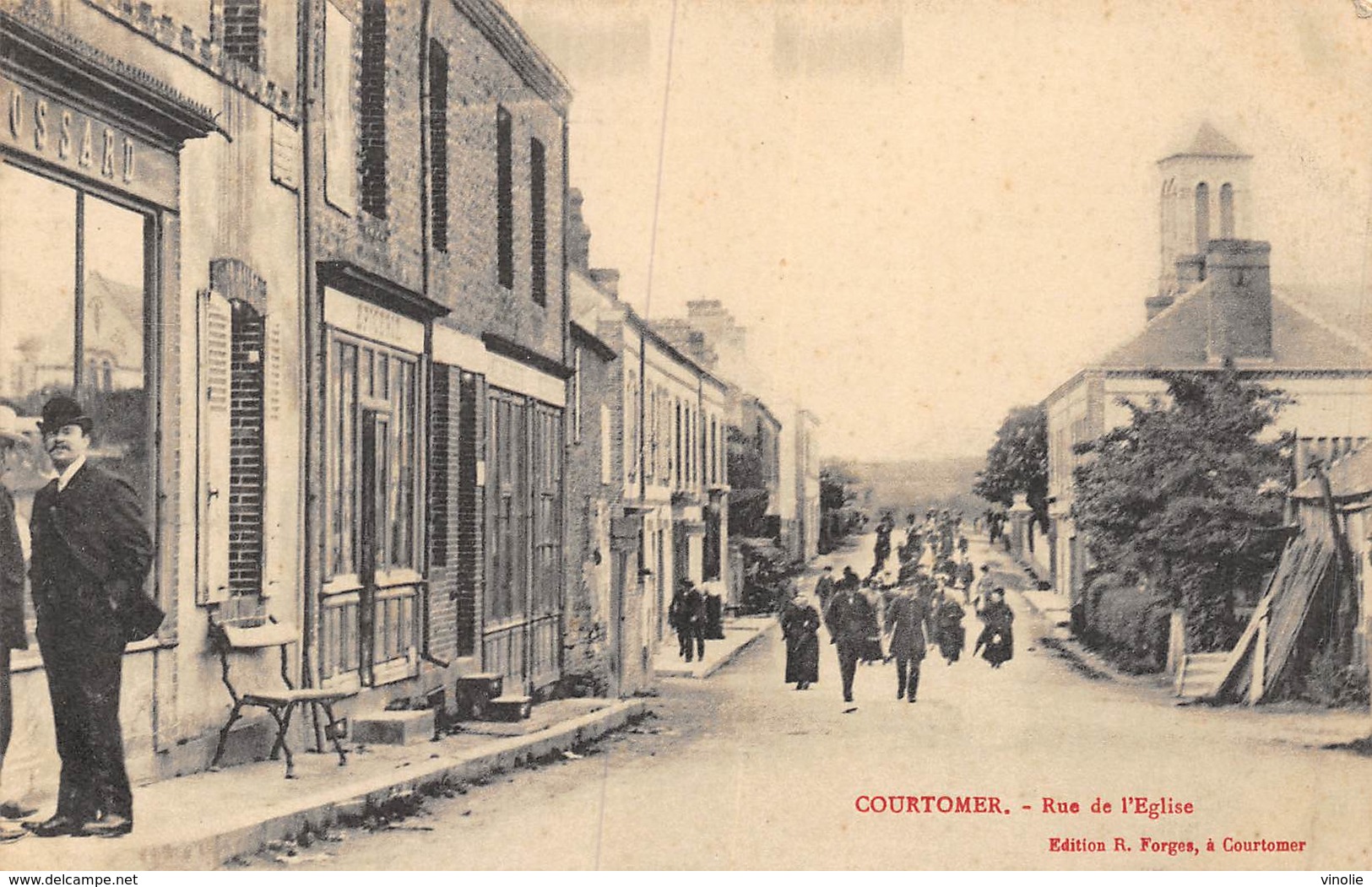 20-2478 : COURTOMER. RUE DE L'EGLISE. - Courtomer