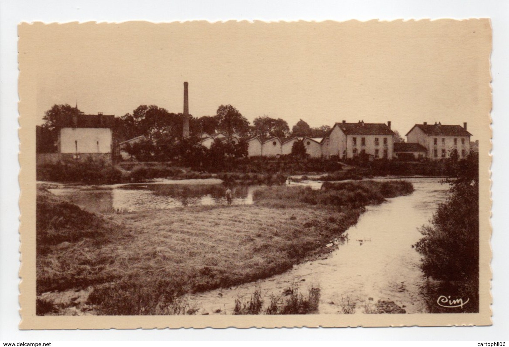 - CPSM CONFLANS-SUR-LANTERNE (70) - Les Cités Ouvrières Et L'Usine - Photo CIM - - Autres & Non Classés