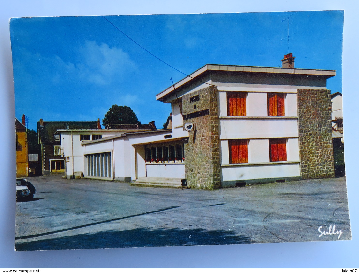 Carte Postale : 19 MERLINES : La Poste - Autres & Non Classés