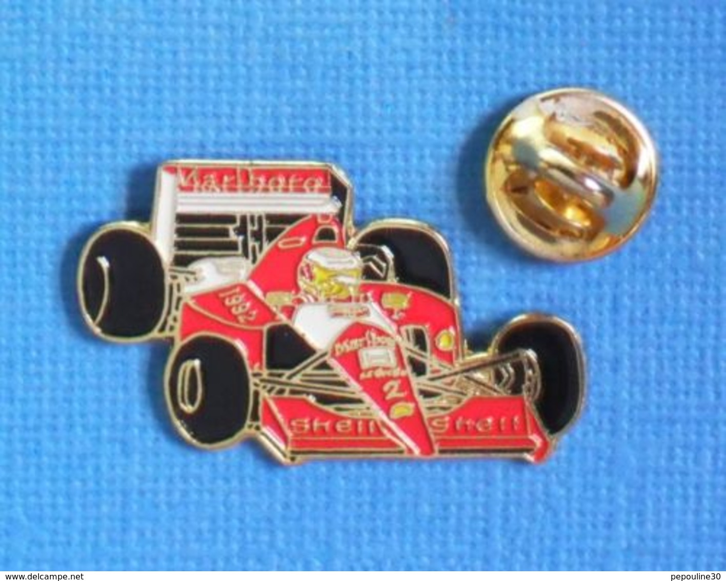 1 PIN'S //  ** FORMULE 1 / FERRARI 641 / PILOTE ALAIN PROST / 1992 ** . (G.L) - Ferrari