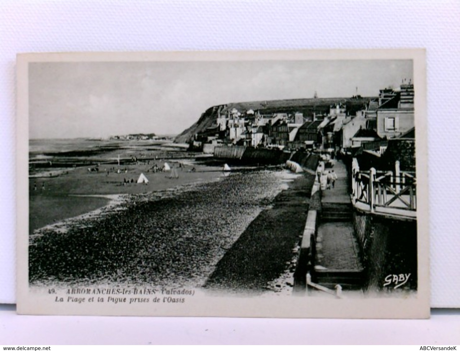 AK Arromanches-les-Bains (Calvados) - La Plage Et La Digue Prises De L'Oasis - Sonstige & Ohne Zuordnung