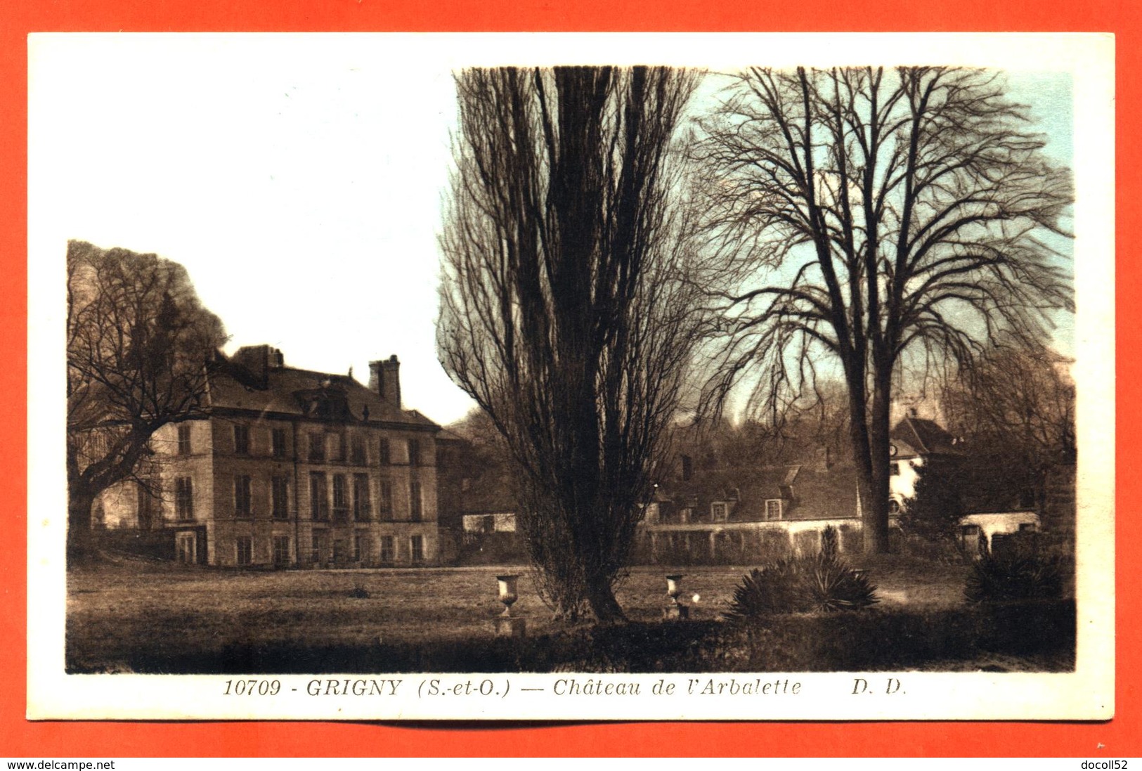 CPA 91 Grigny " Chateau De L'arbalette " éditions D Delboy - Grigny